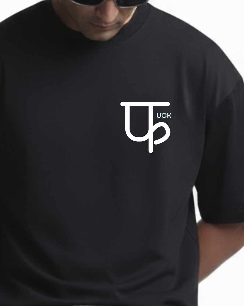 Minimalist फ़ Tee