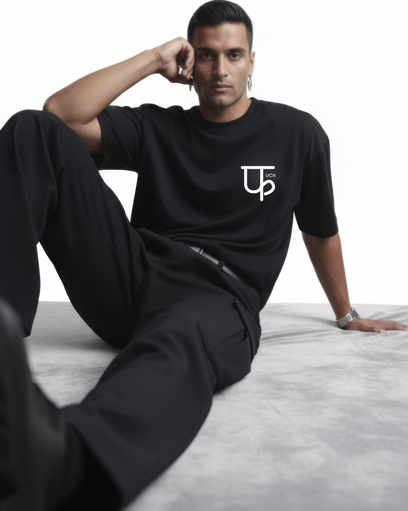 Minimalist फ़ Tee